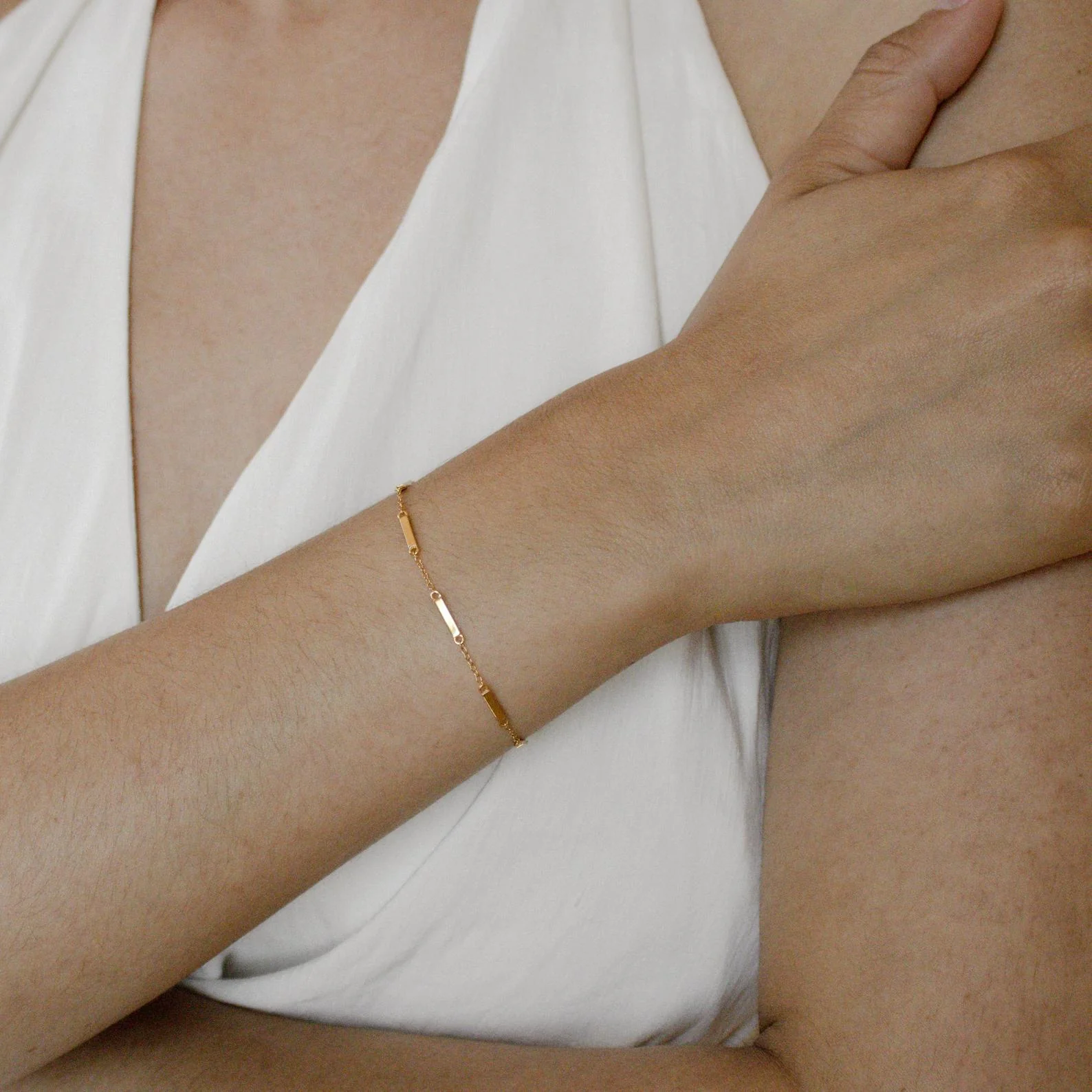Abby Bar Link Bracelet - Image 2