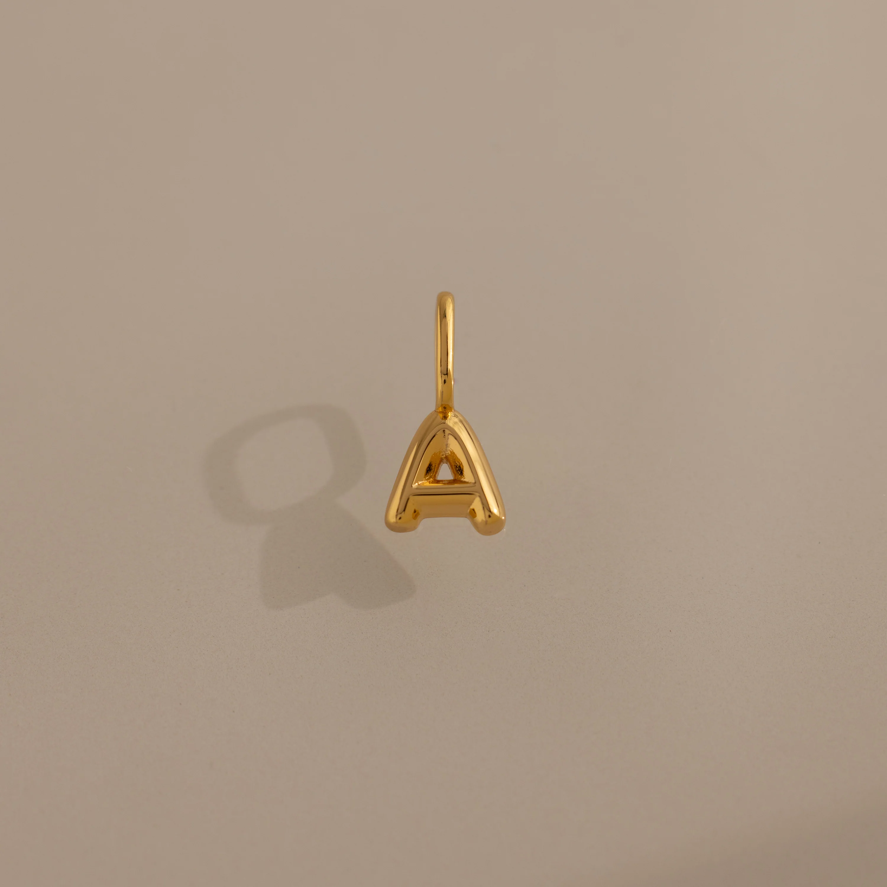 Bubble Letter Charm in 18K Gold - Image 6
