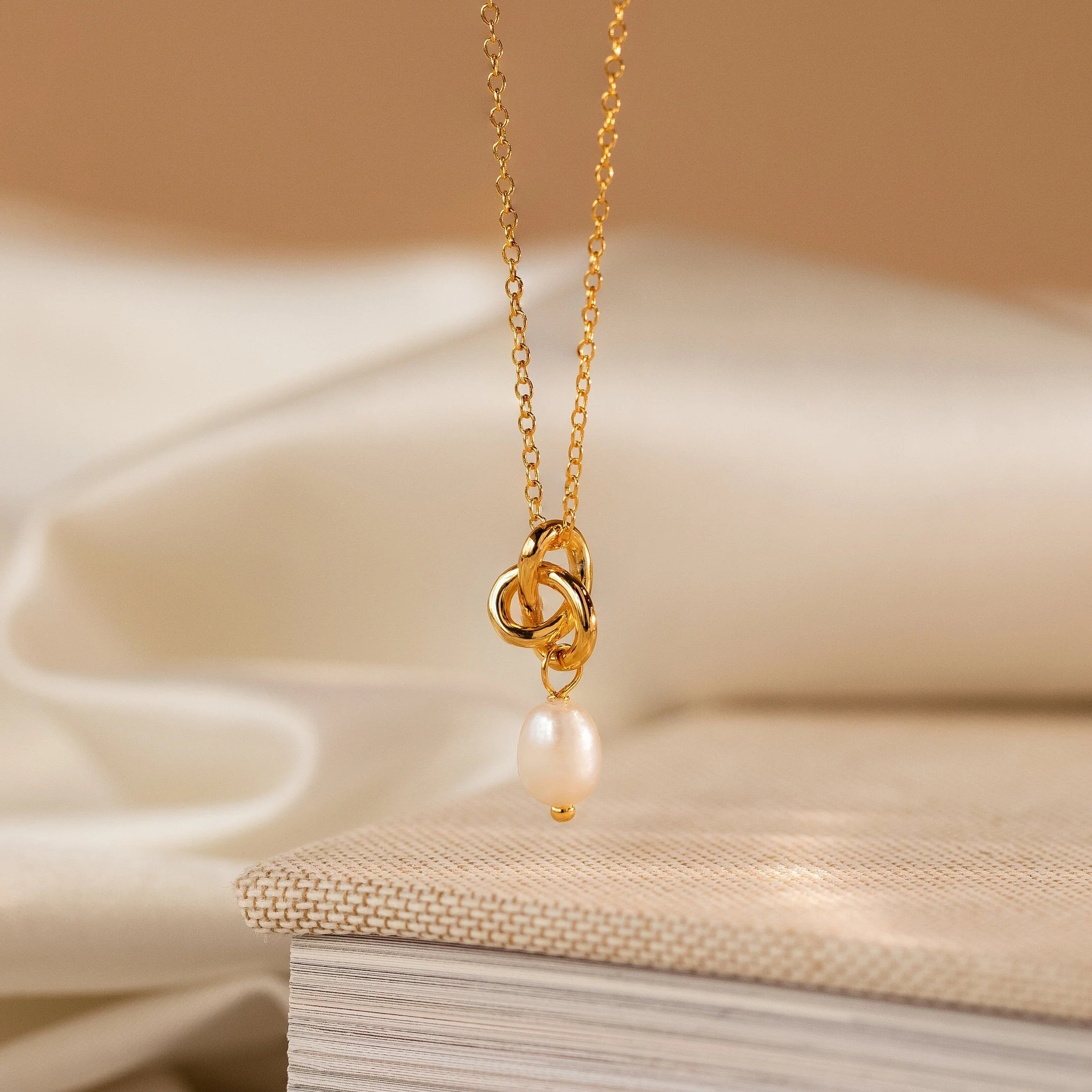 Dainty Knot Pearl Necklace - Image 2