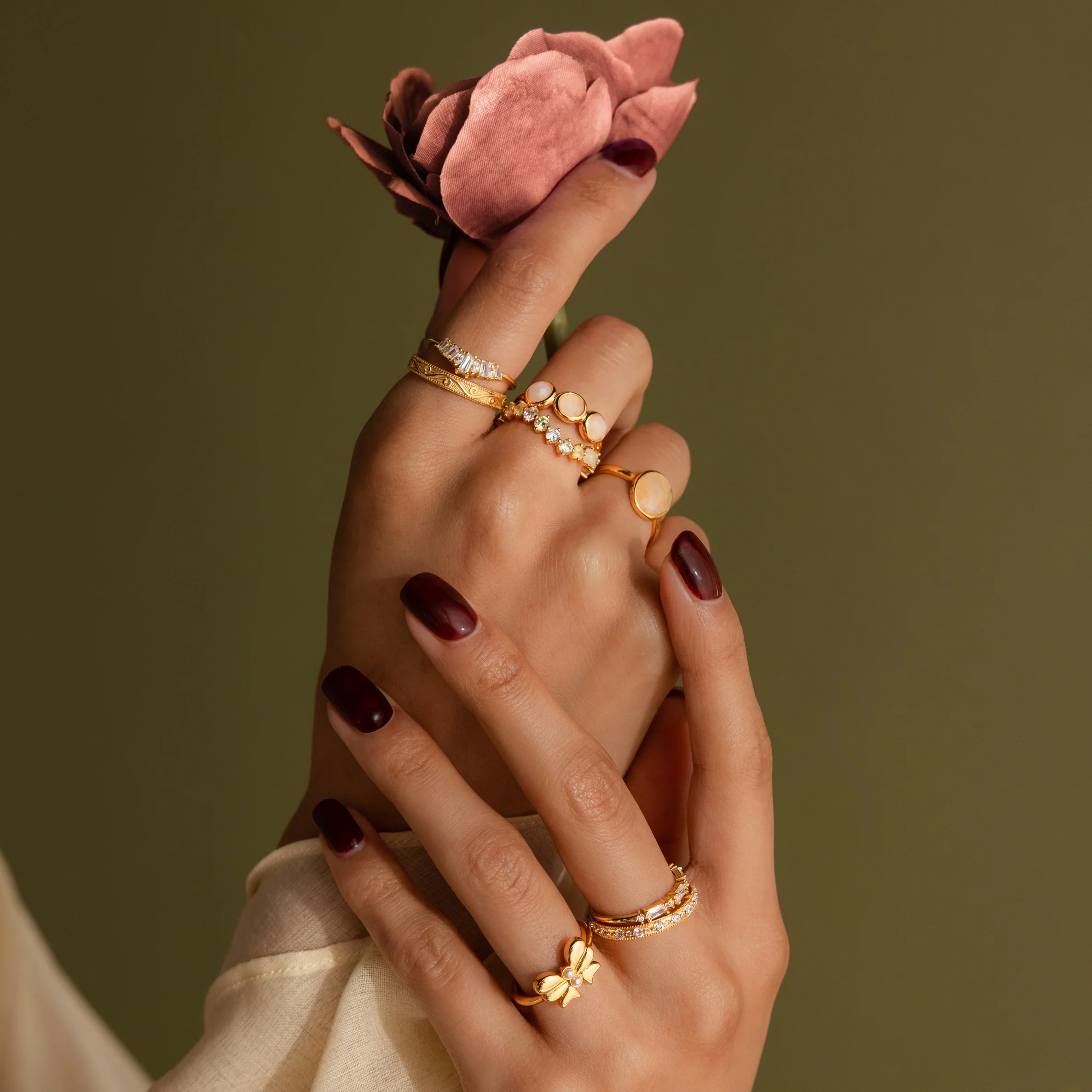 Filigree Ring in 18K Gold - Image 8