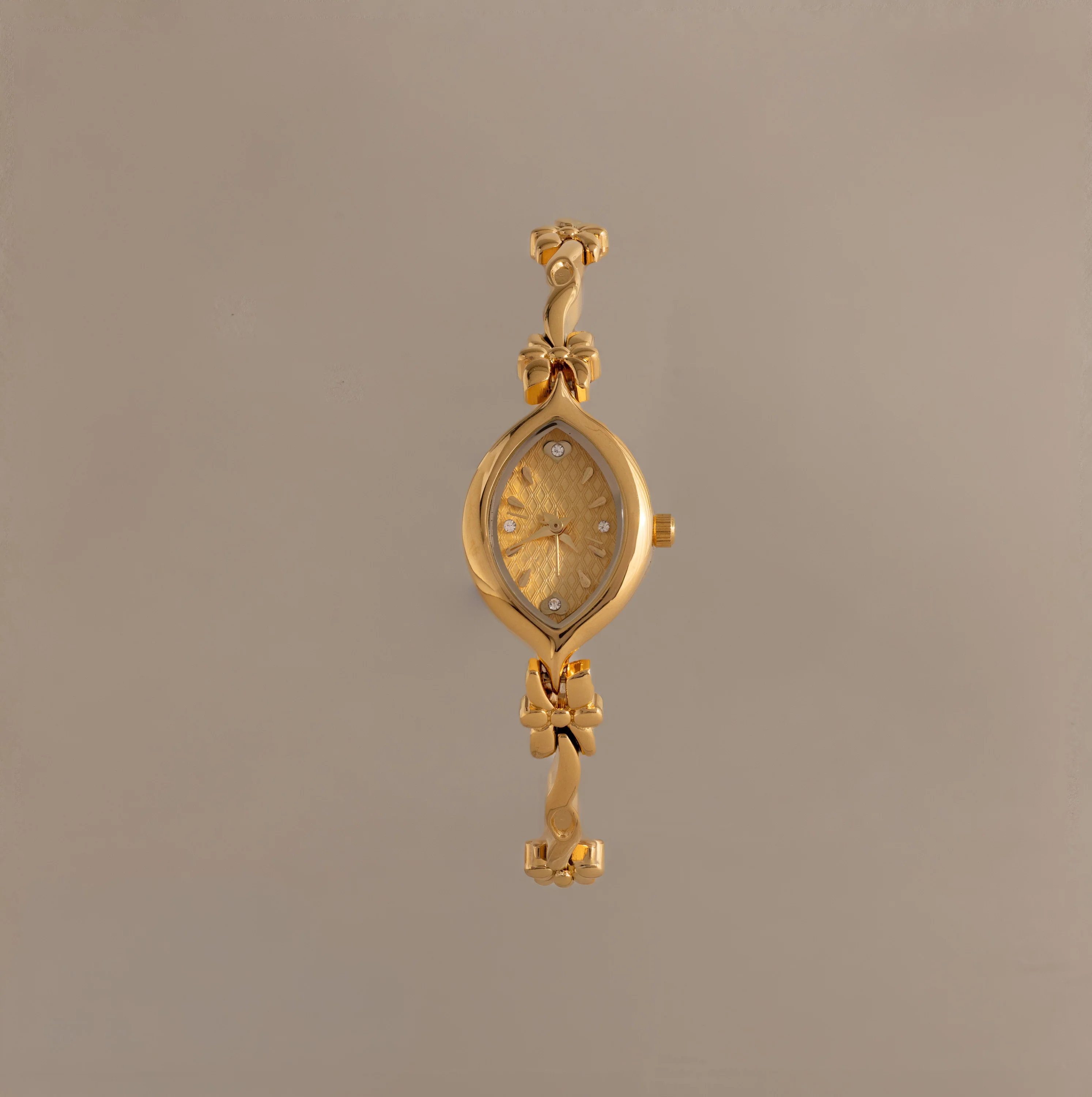 Floral Twist Timepiece