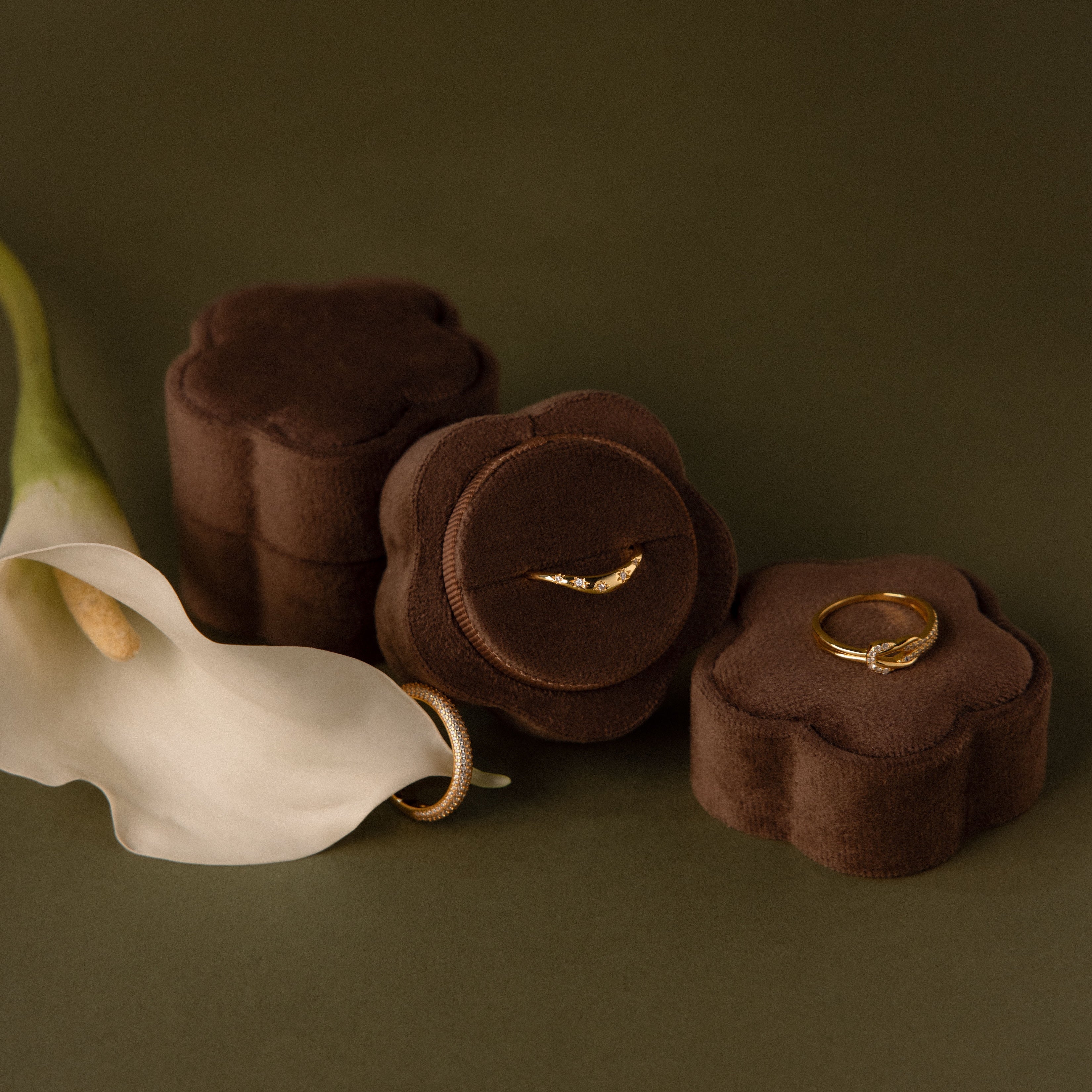 Flower Velvet Ring Box - Image 5