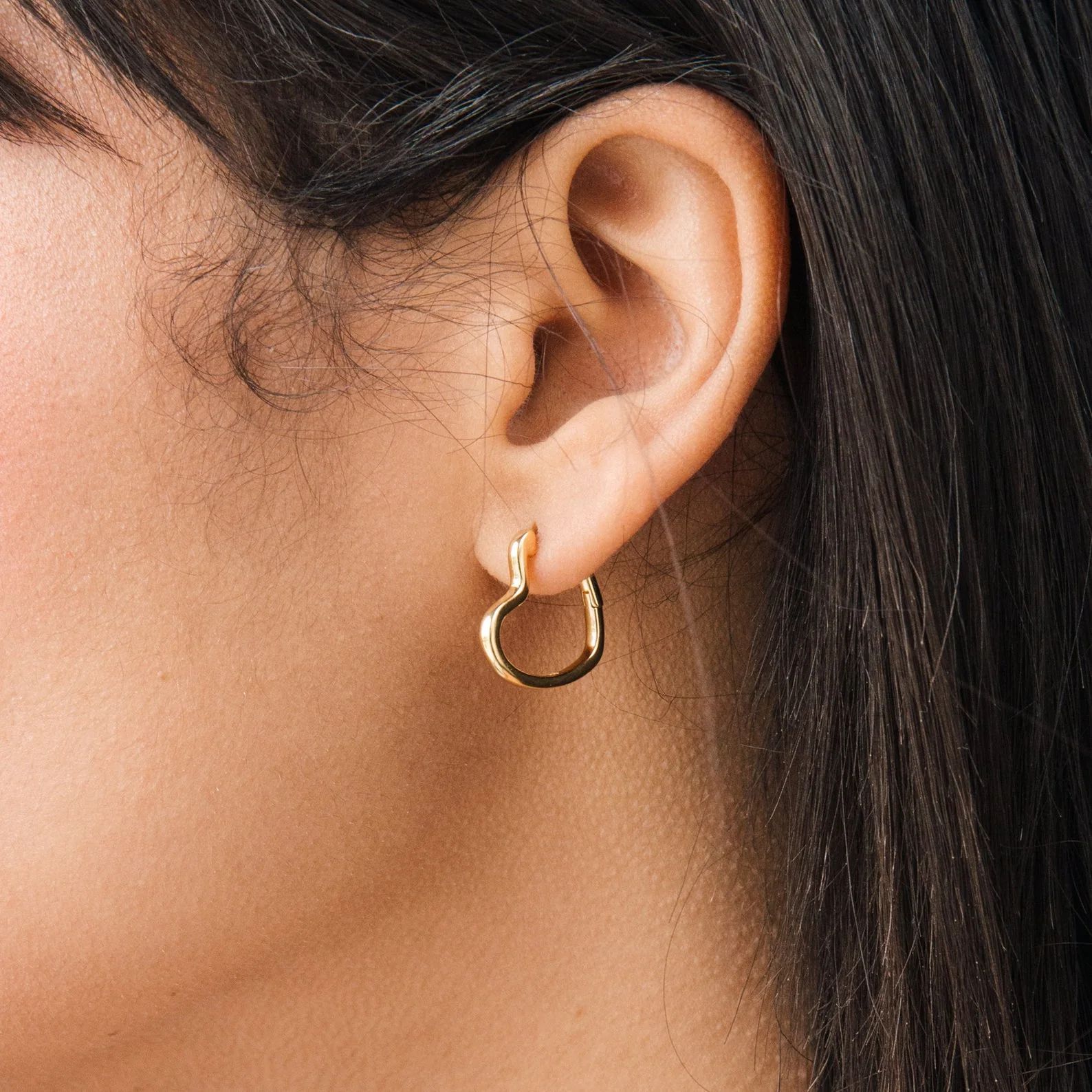 Heart Hoops in 18K Gold
