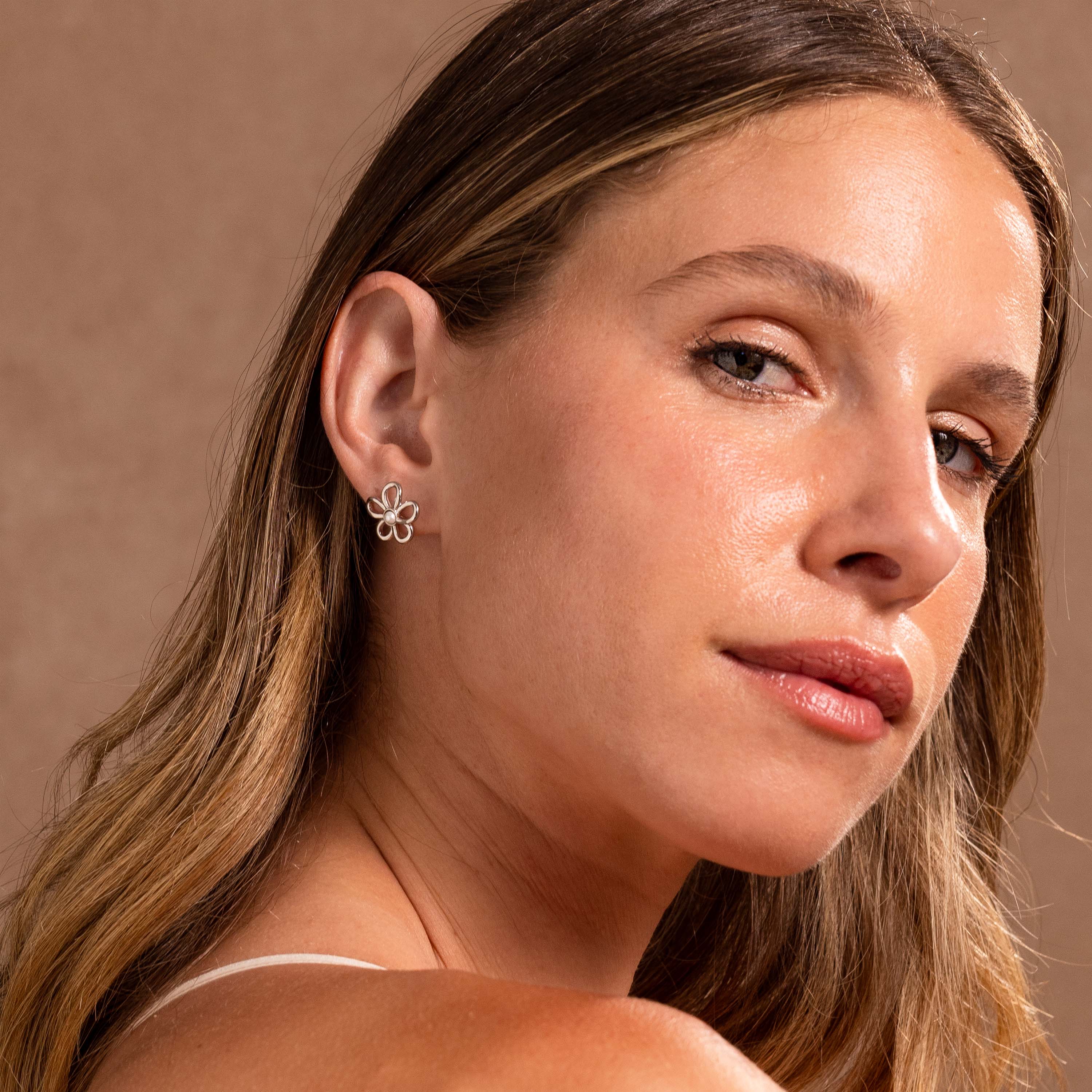 Lila Flower Pearl Studs in Silver - Image 4