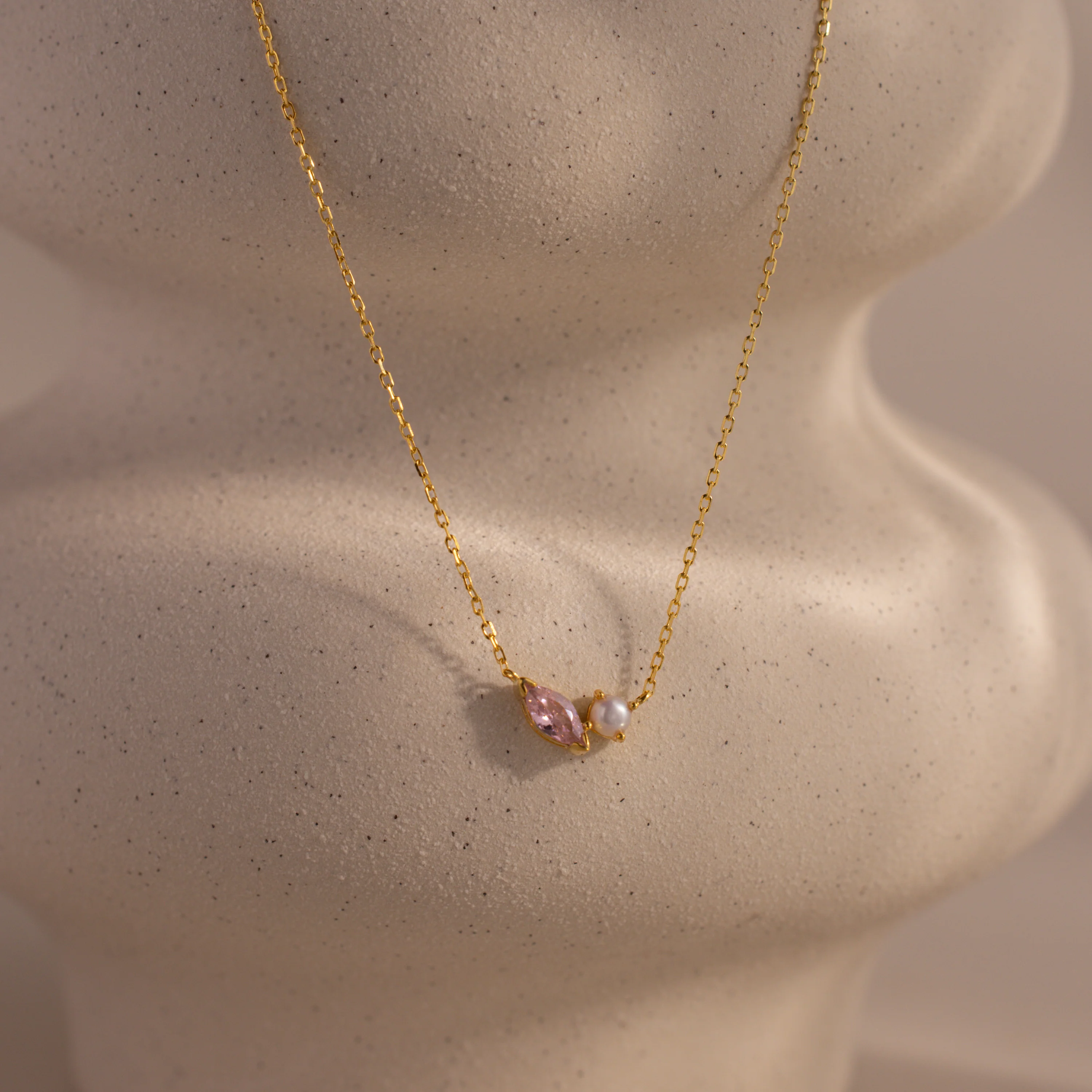 Marquise Garnet & Pearl Necklace - Image 3