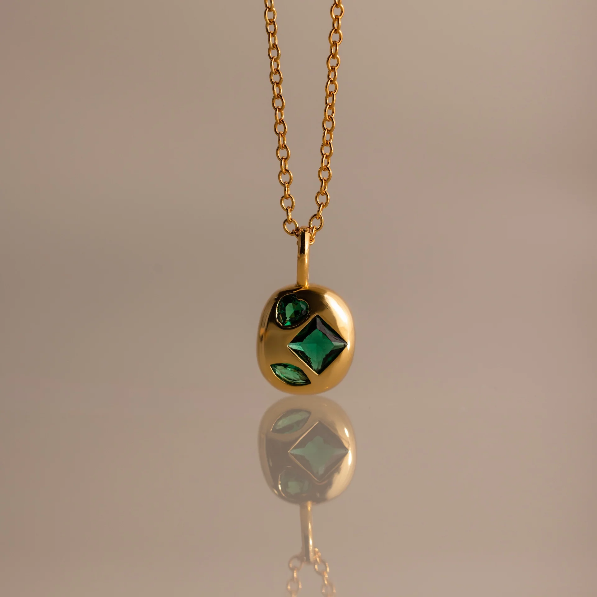 Mixed Peridot Capsule Necklace