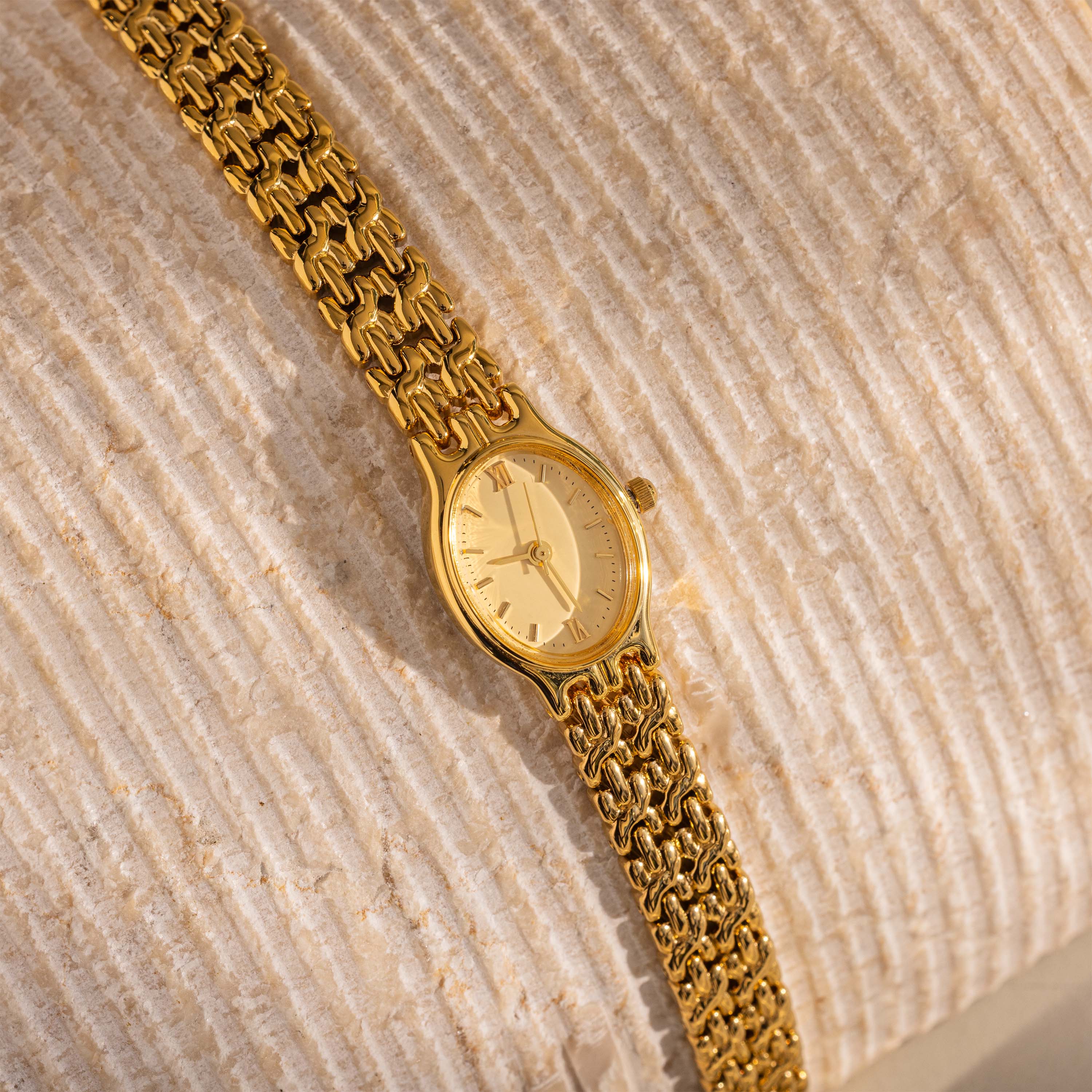 Oval Duo Link Timepiece - Image 3