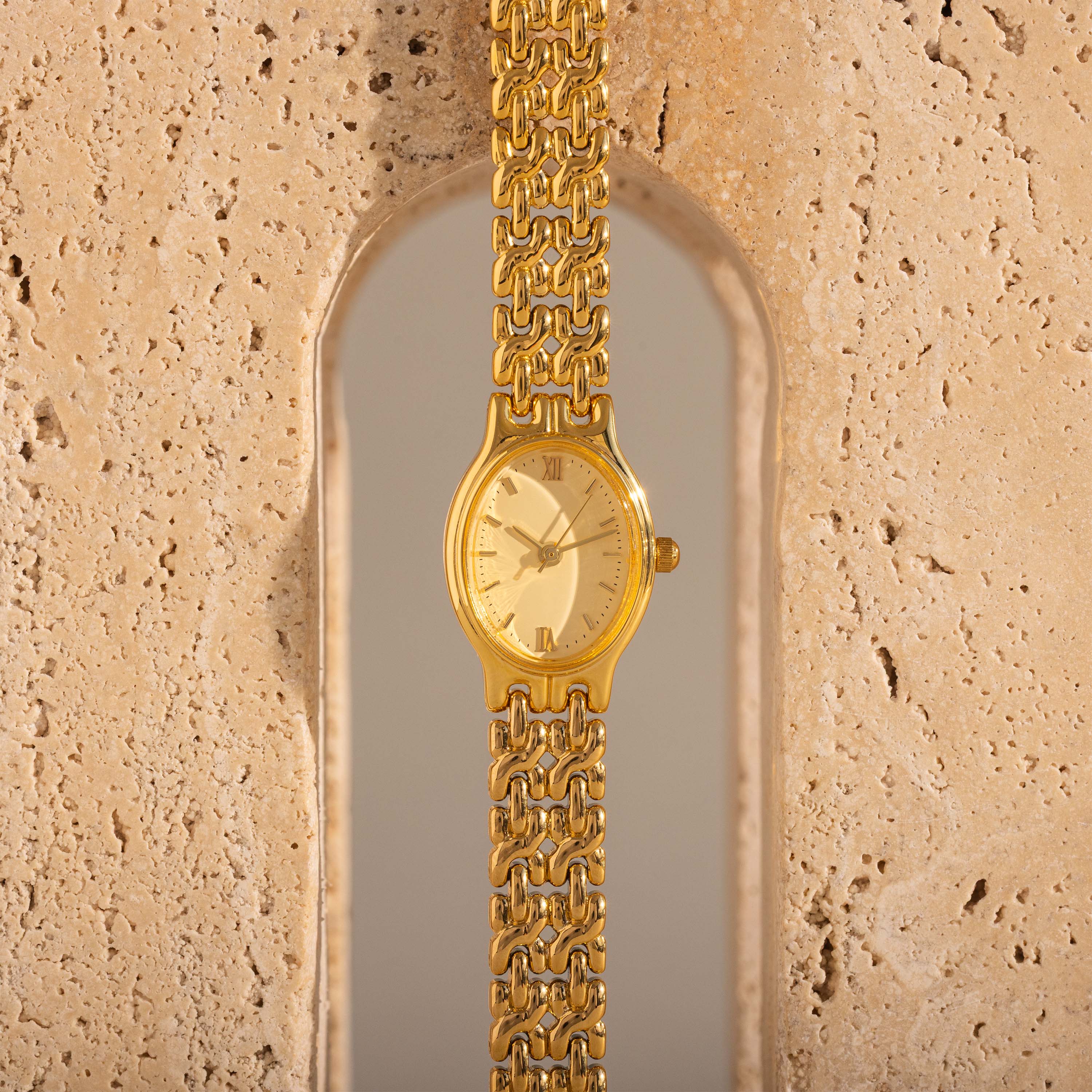 Oval Duo Link Timepiece - Image 7