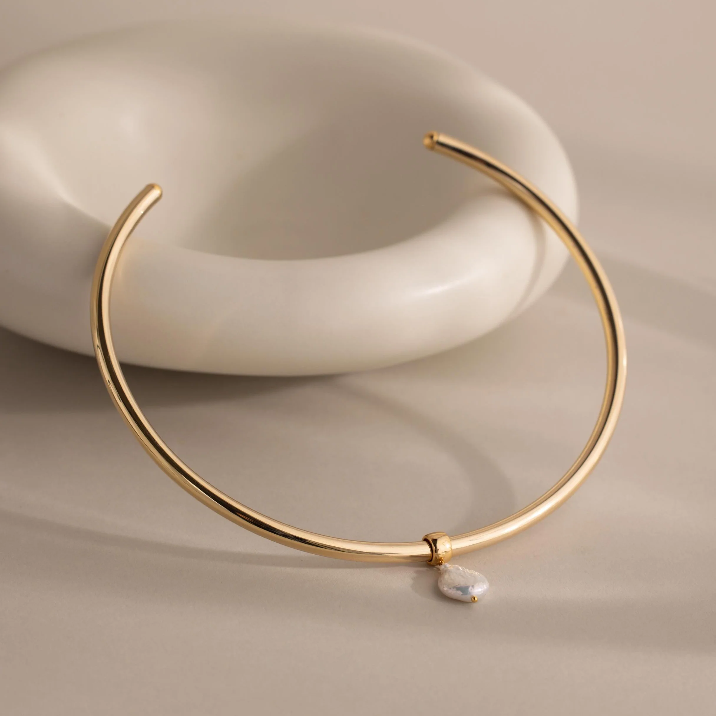 Pearl Cuff Choker Necklace