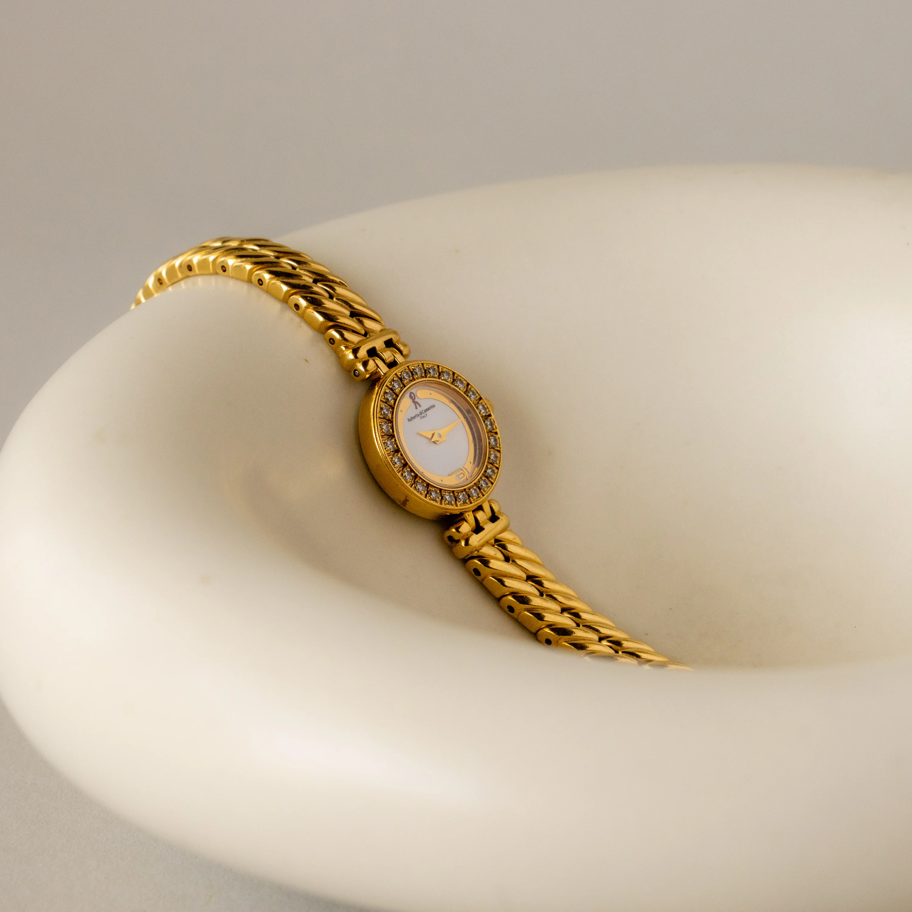 Rare Vintage Roberta Di Camerino Pave Gold Watch - Image 2
