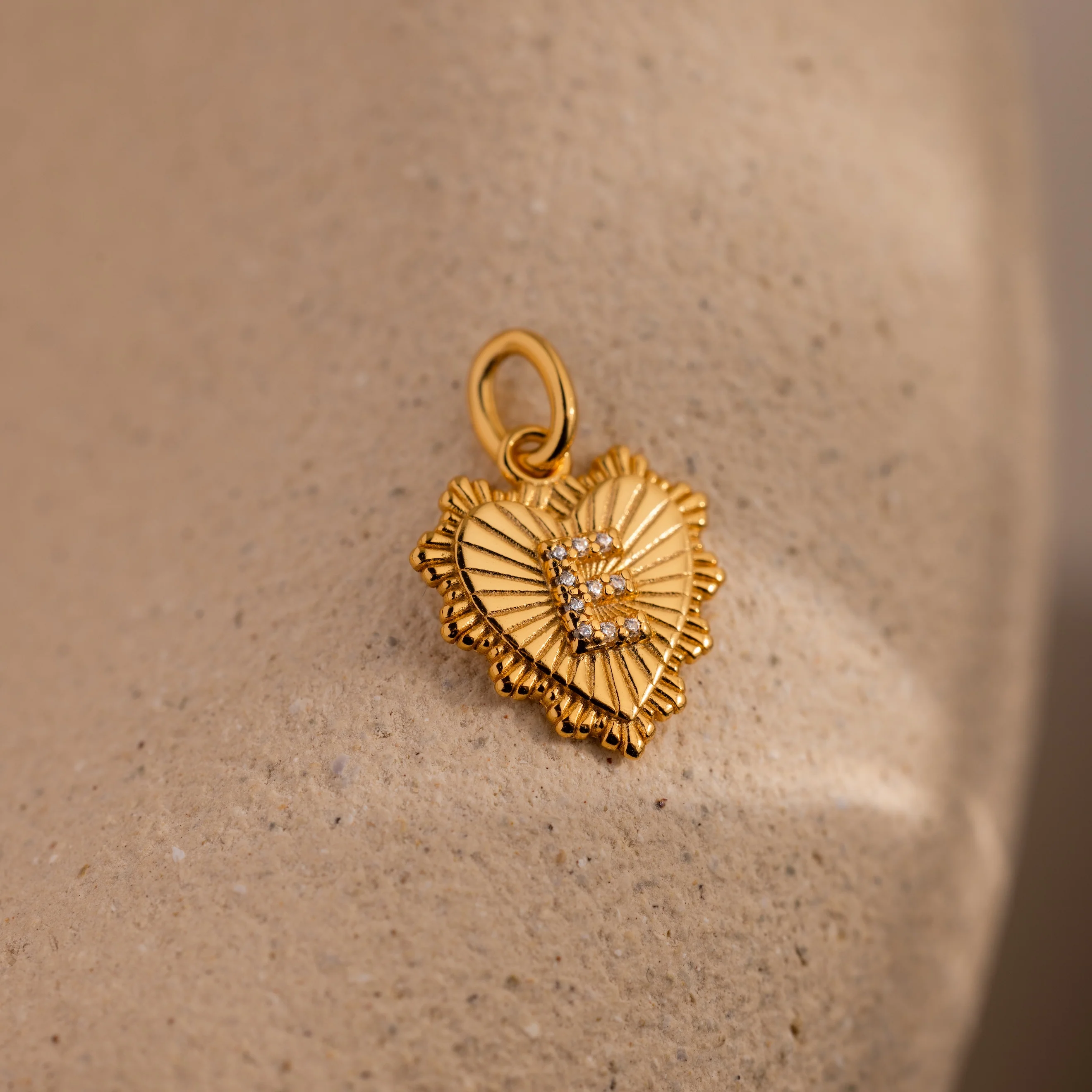 Ribbed Heart Pave Initial Charm - Image 14