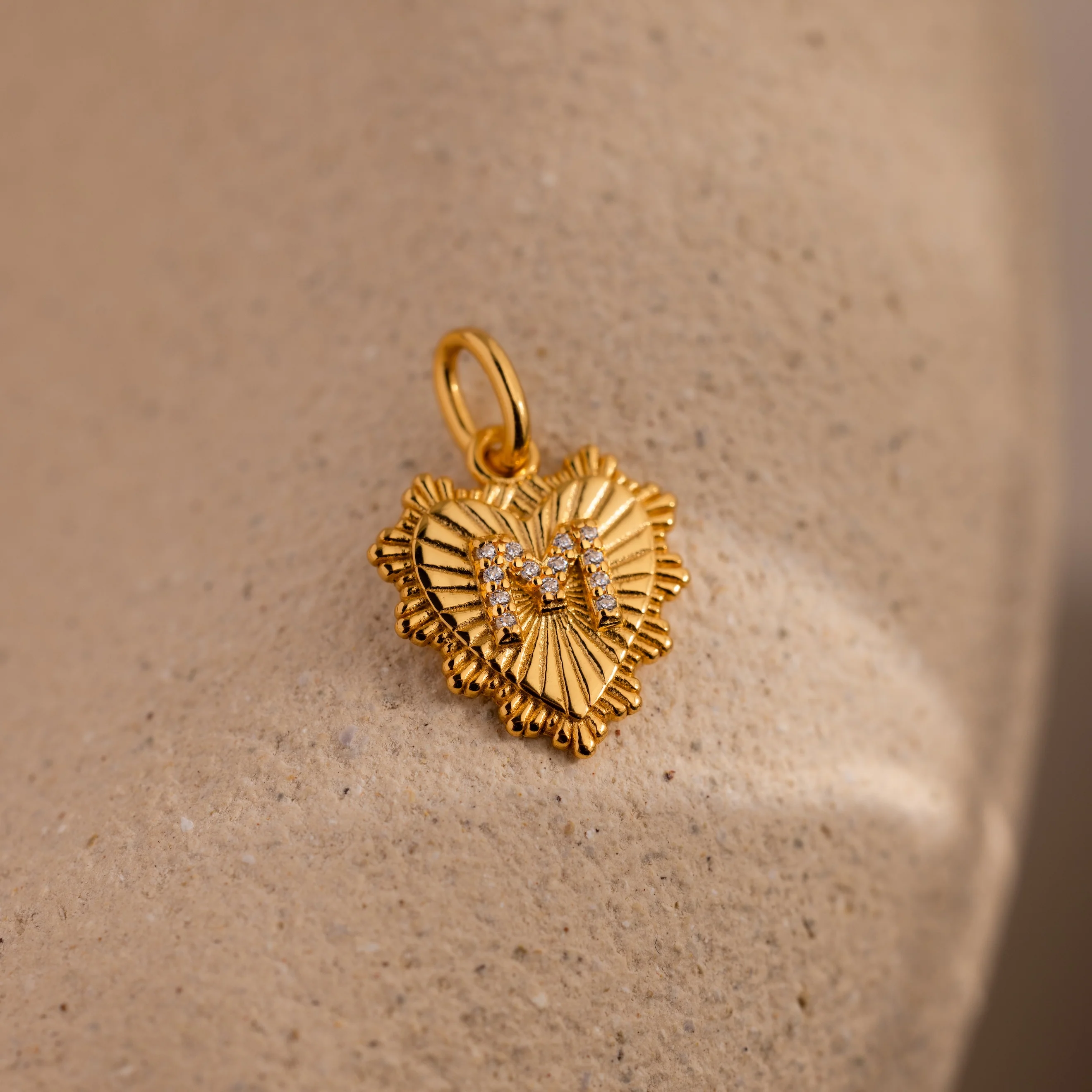 Ribbed Heart Pave Initial Charm - Image 22