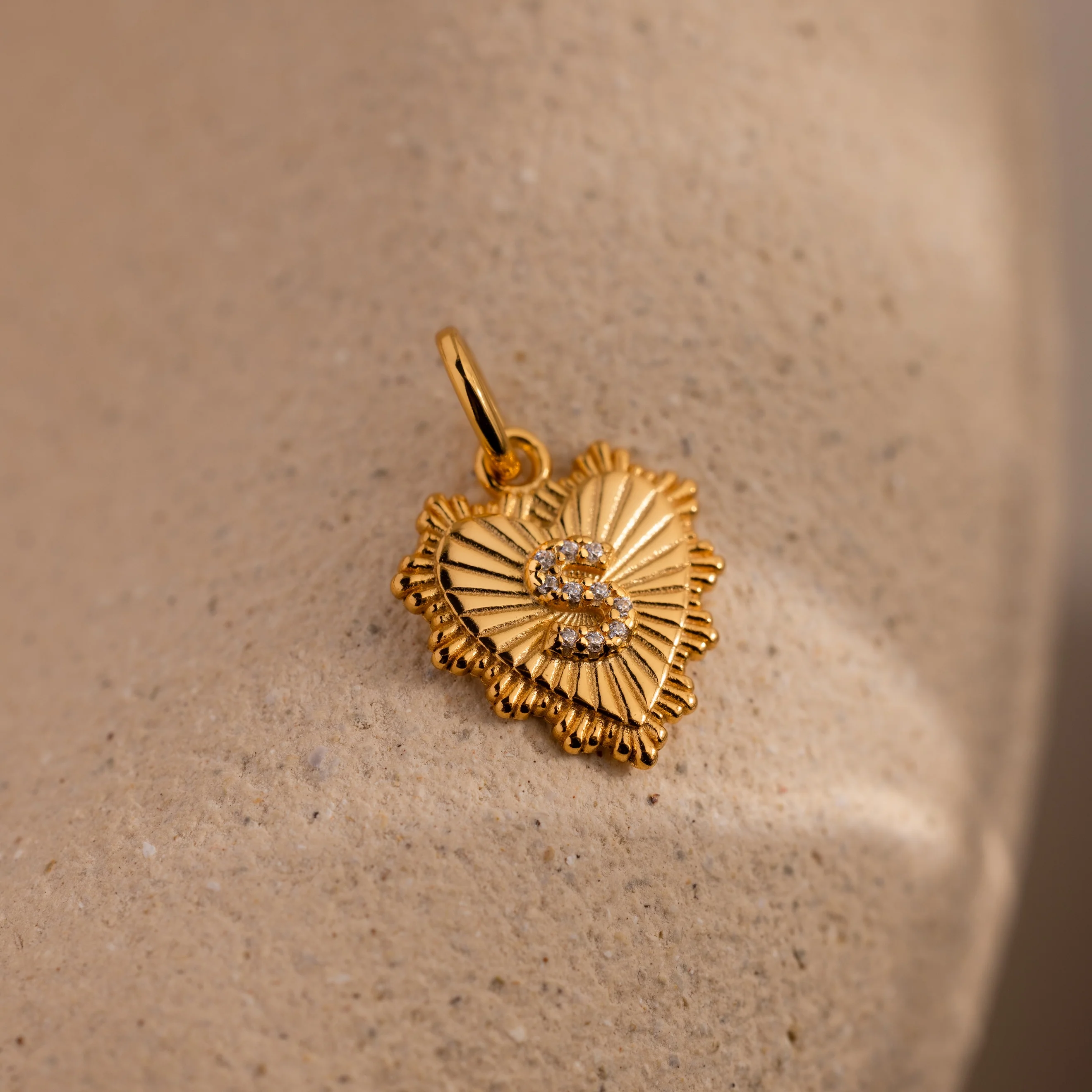 Ribbed Heart Pave Initial Charm - Image 28