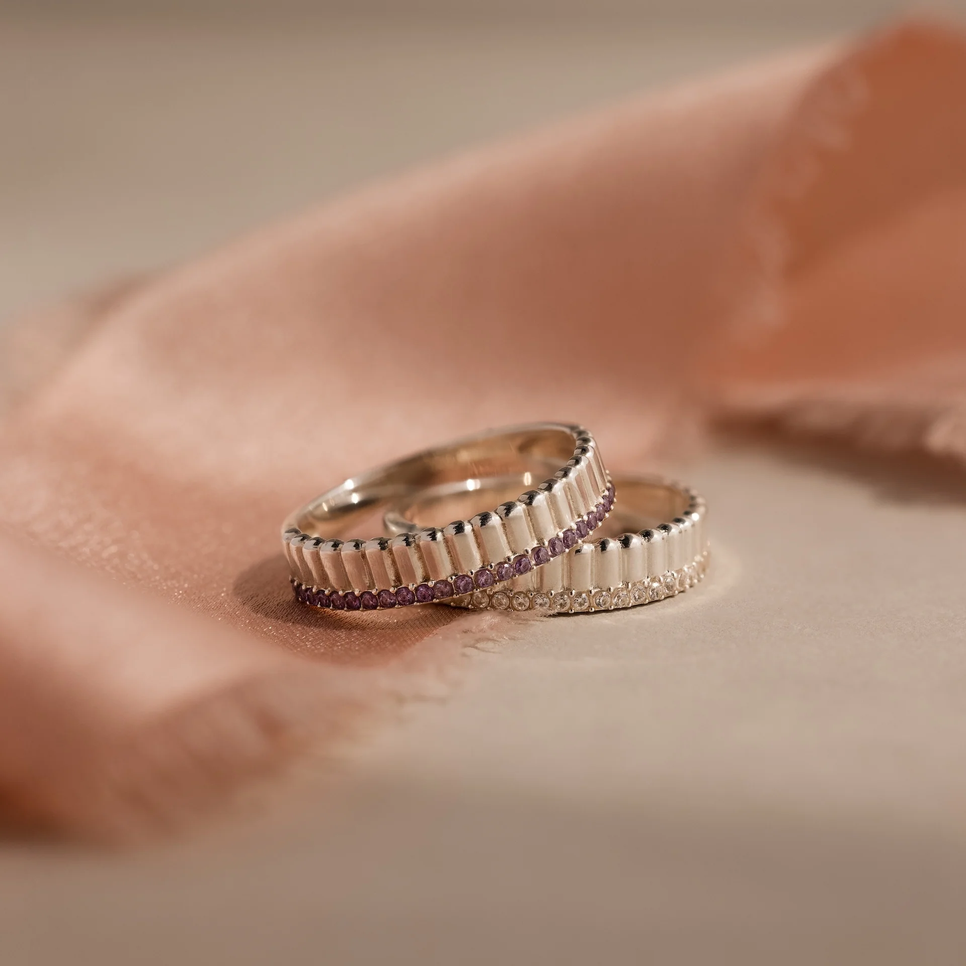 Ribbed Sapphire Stack Ring - Image 7
