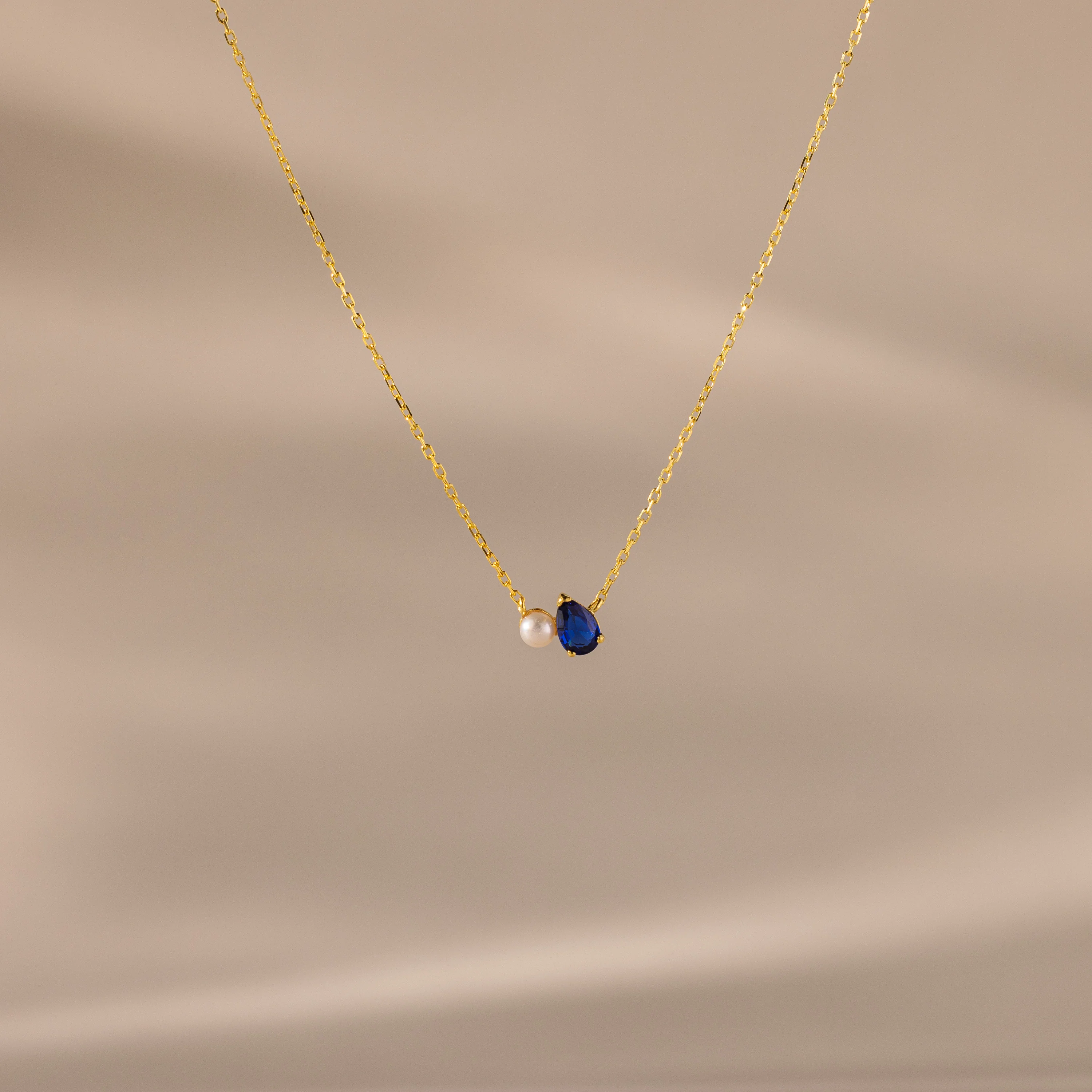 Teardrop Ruby & Pearl Necklace - Image 4