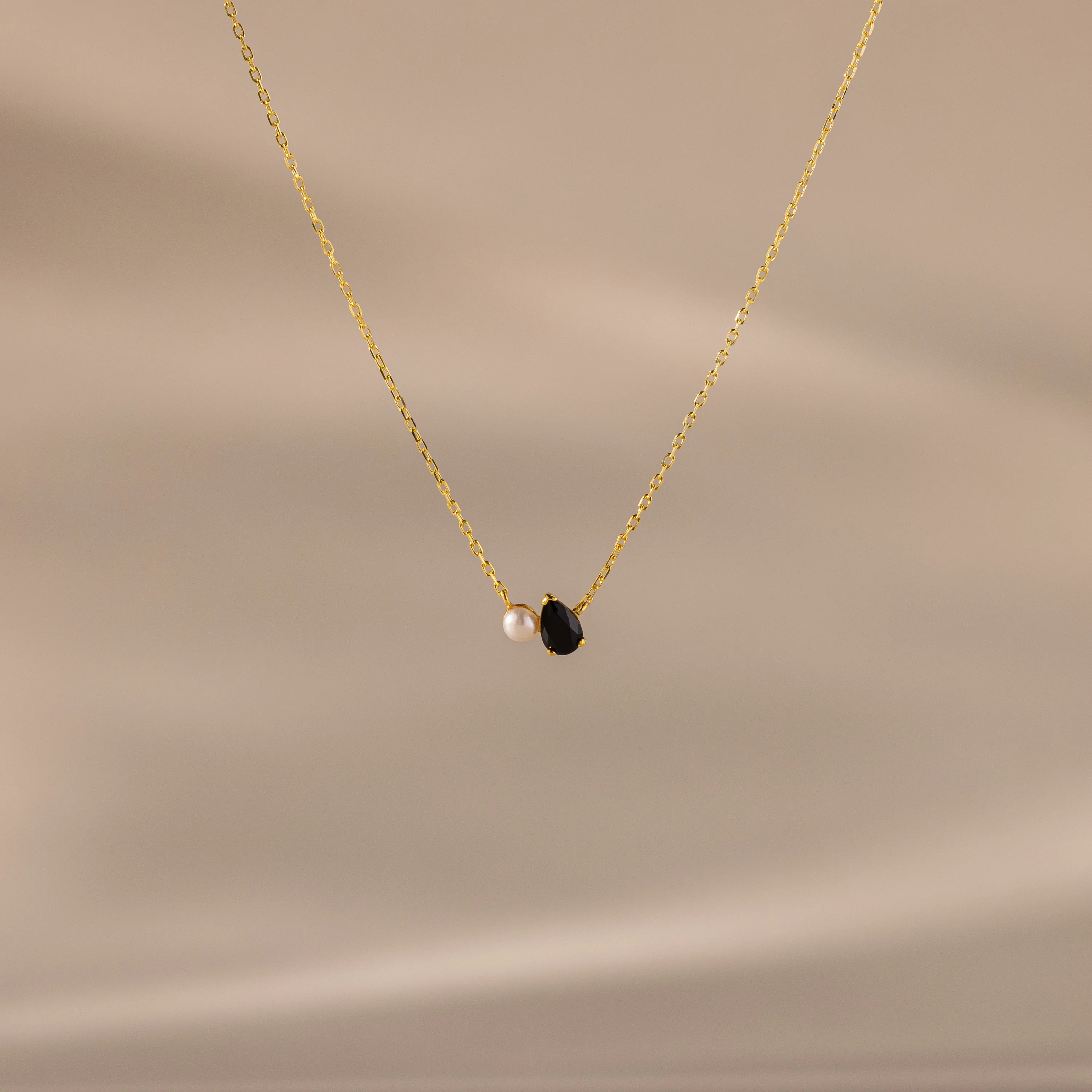 Teardrop Birthstone & Pearl Necklace - Image 8