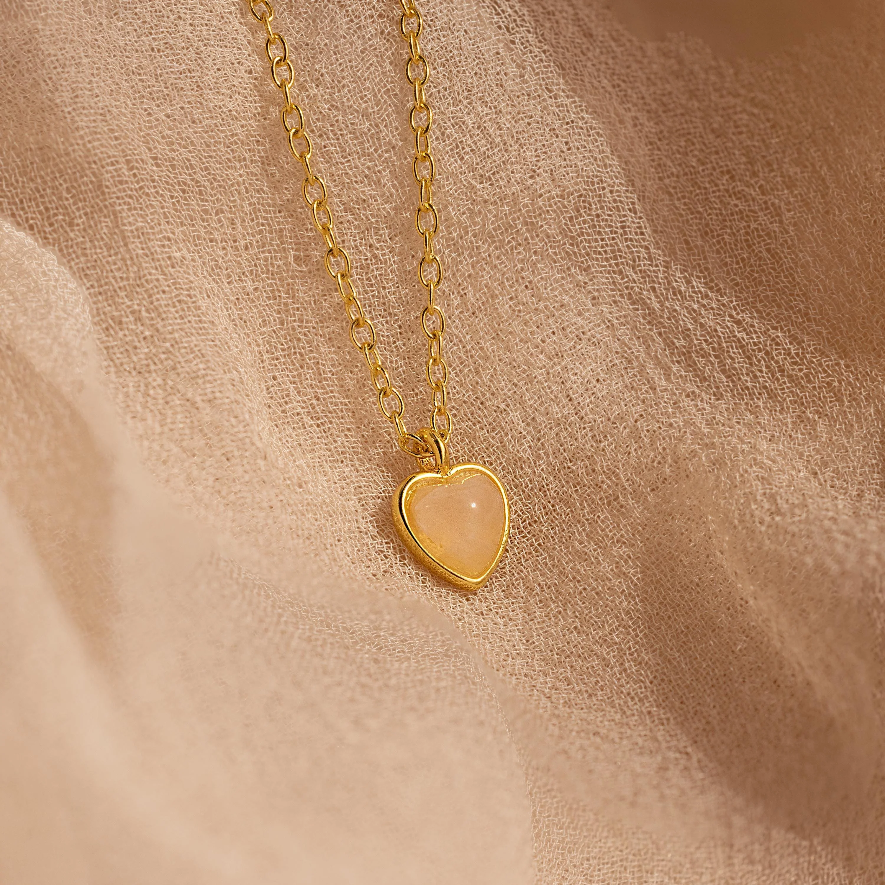 Tiny Rose Quartz Heart Necklace - Image 5