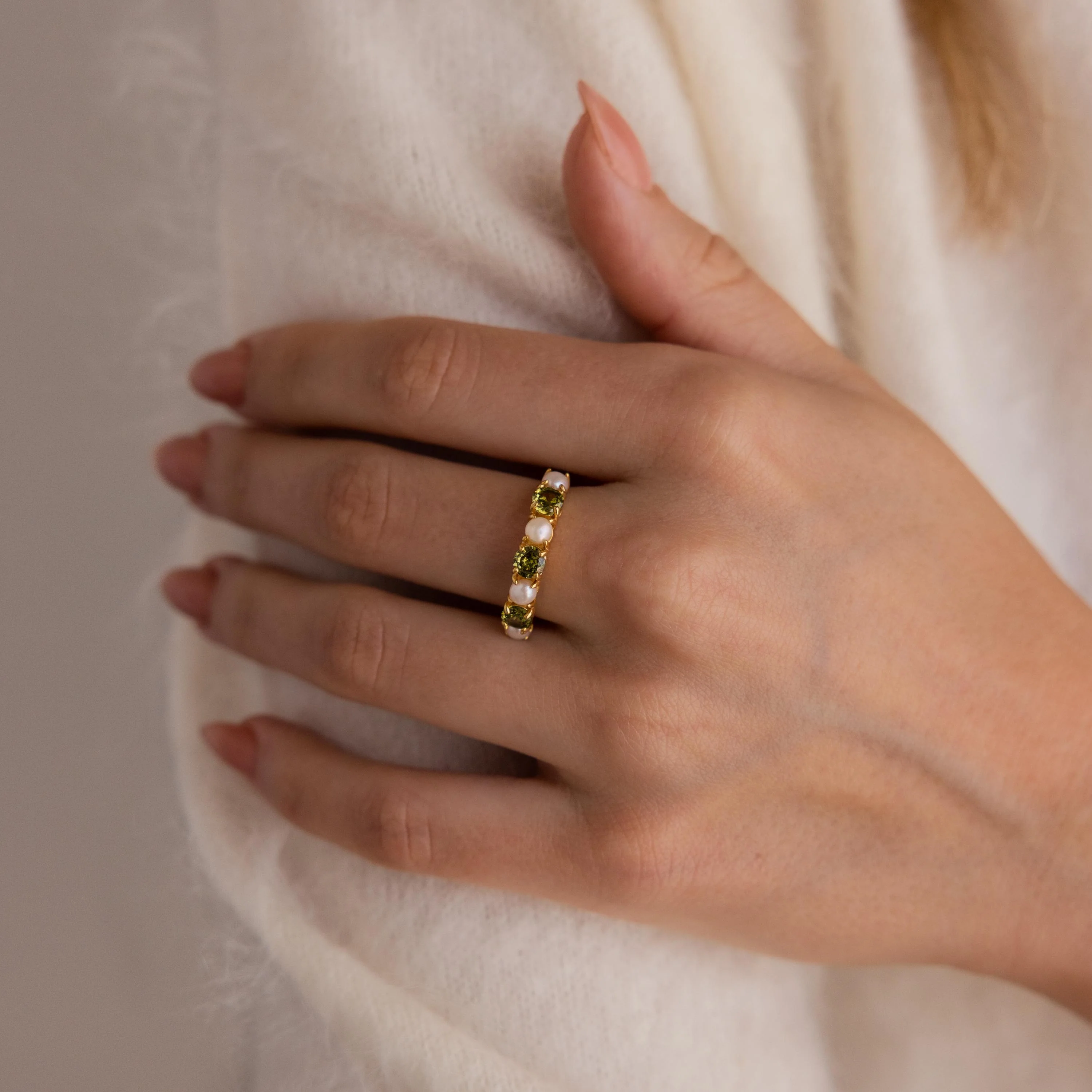 Garnet & Pearl Lace Ring - Image 2