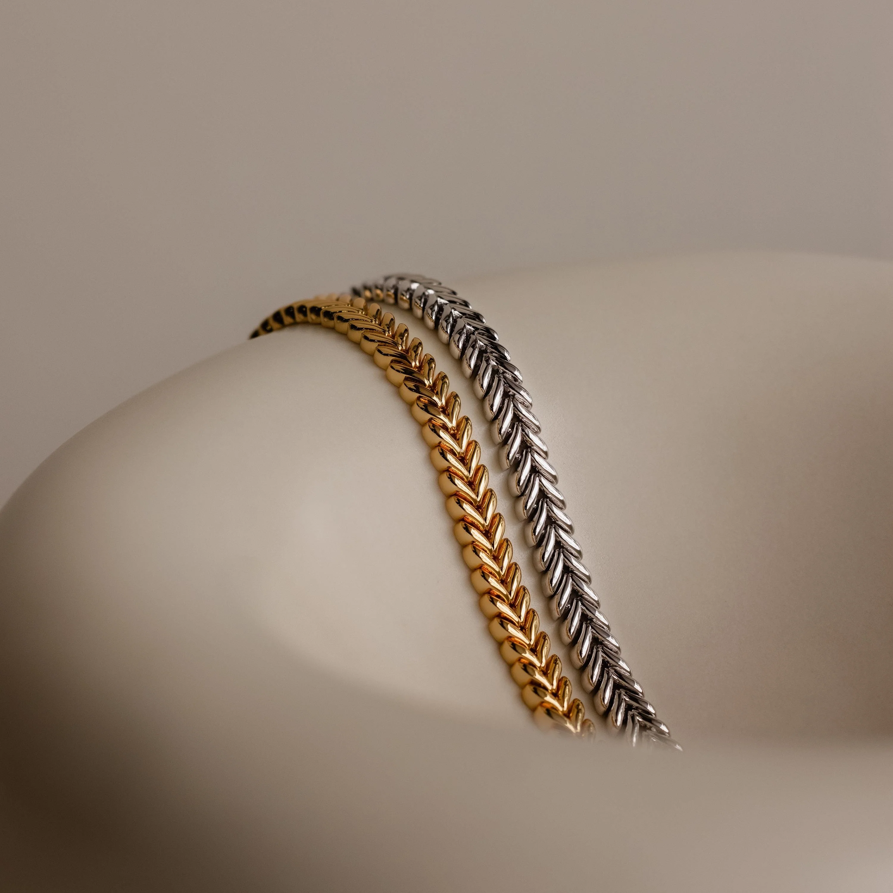 V-Link Chain Tennis Bracelet - Image 6