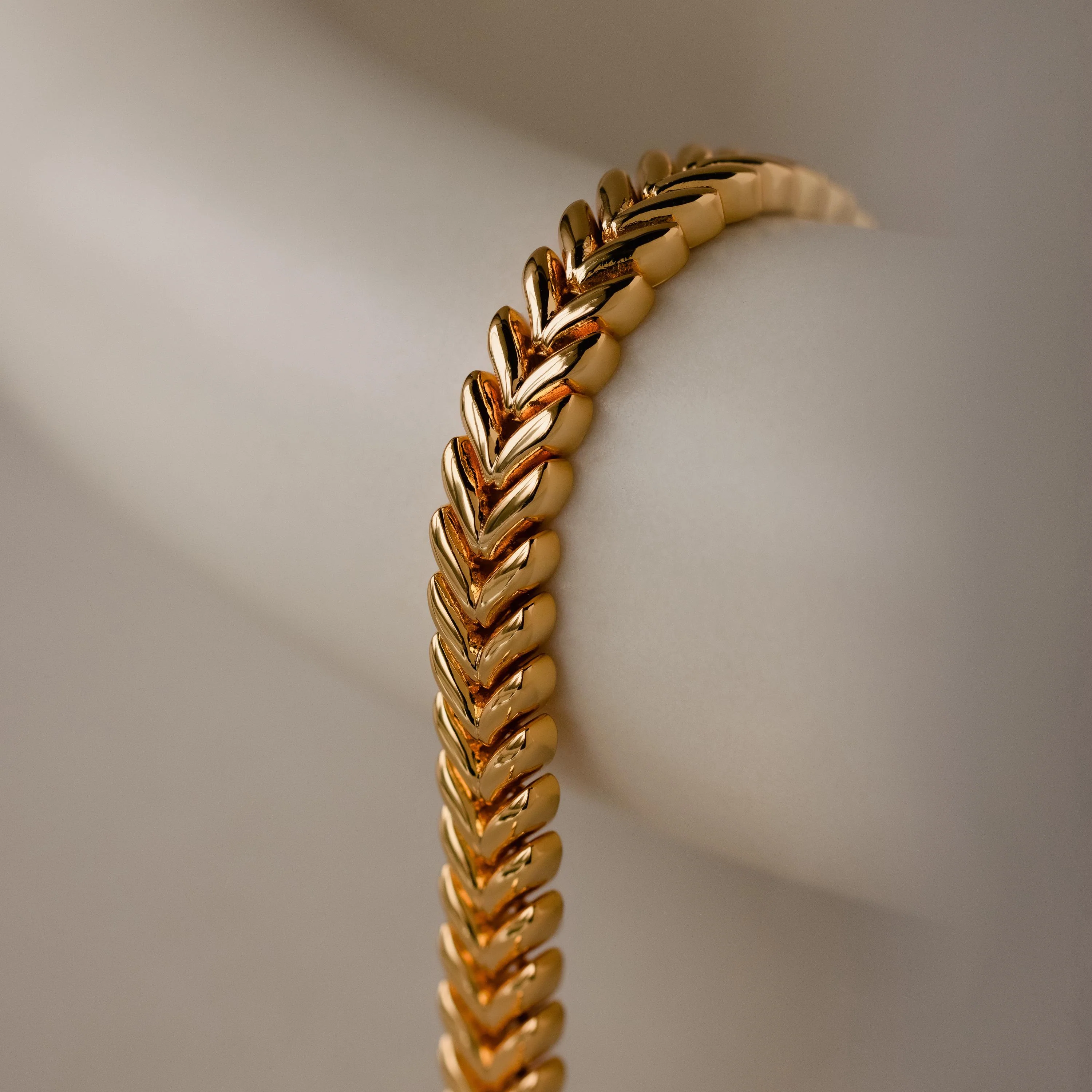 V-Link Chain Tennis Bracelet - Image 8