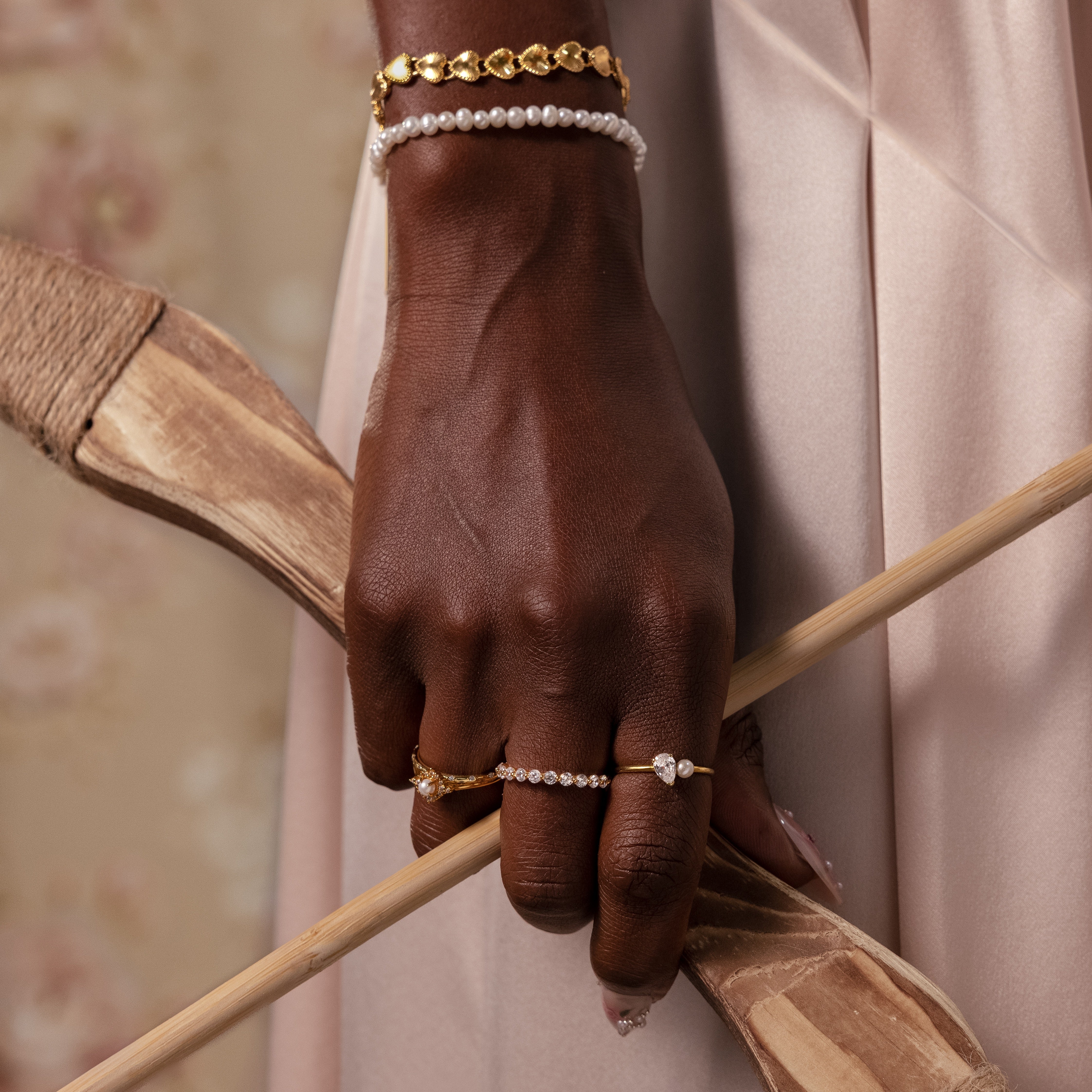 Venus Pearl Bracelet - Image 6
