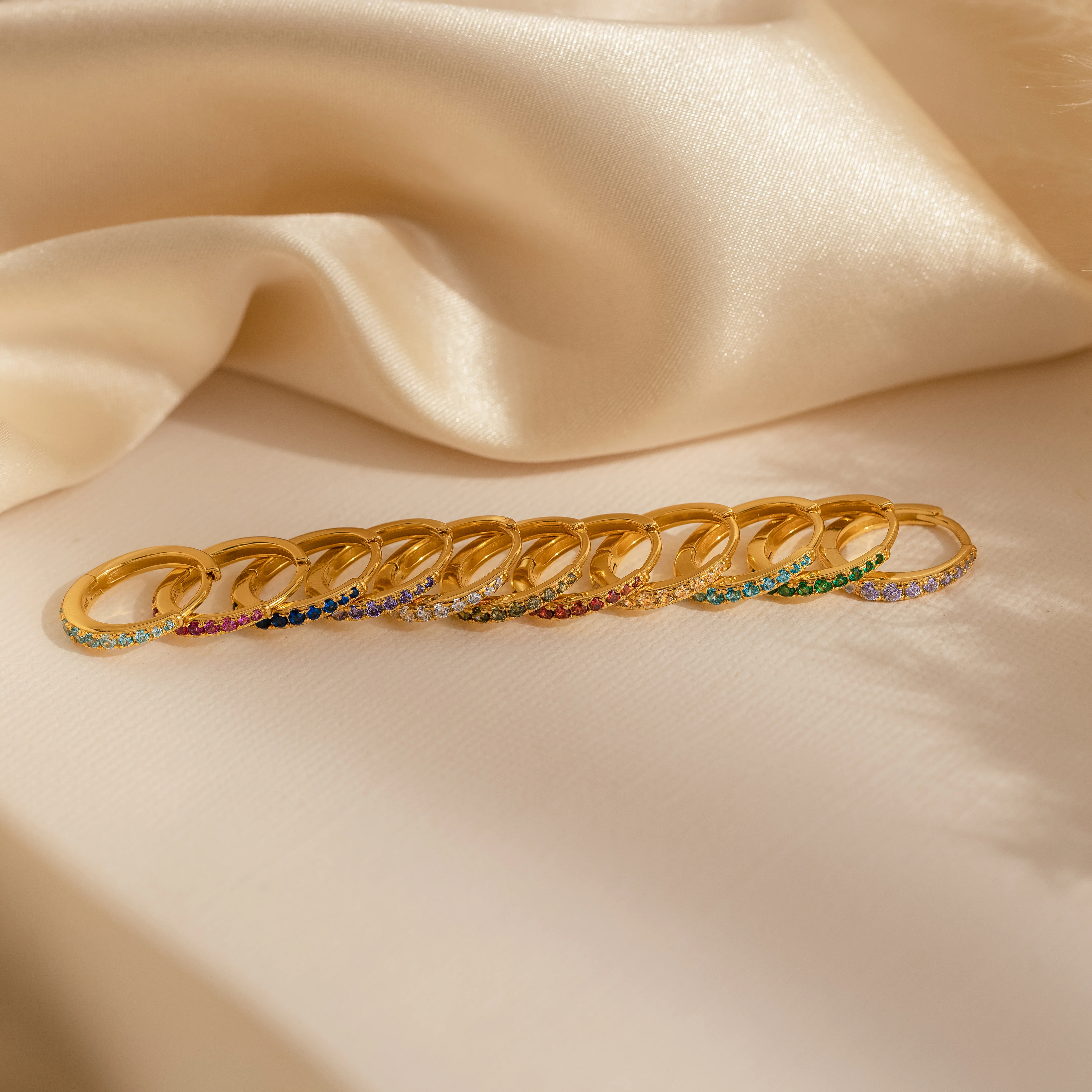 Vera Pave Garnet Huggies - Image 5