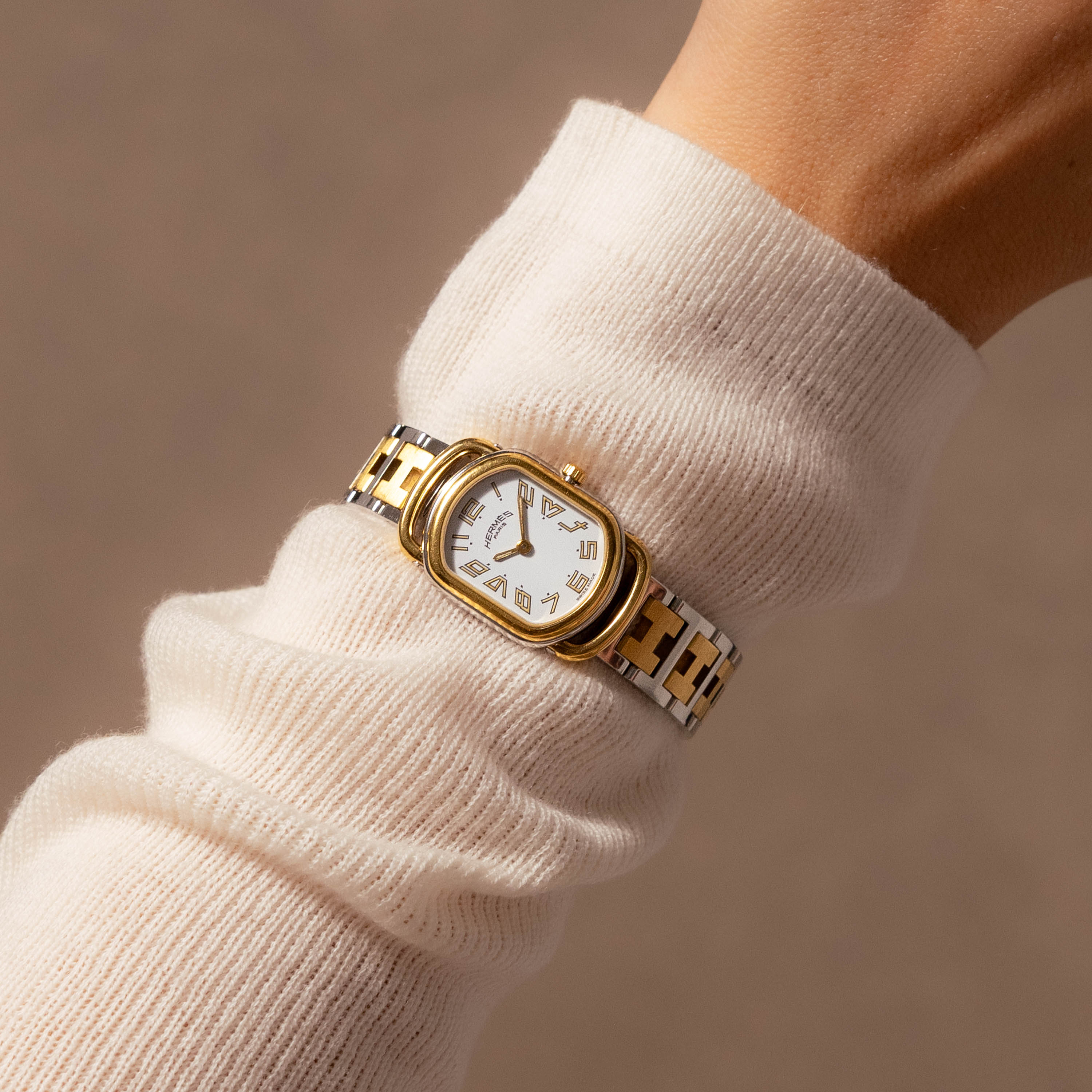 Vintage Hermes Swiss Rallye Oval Two Tone Watch - Image 2