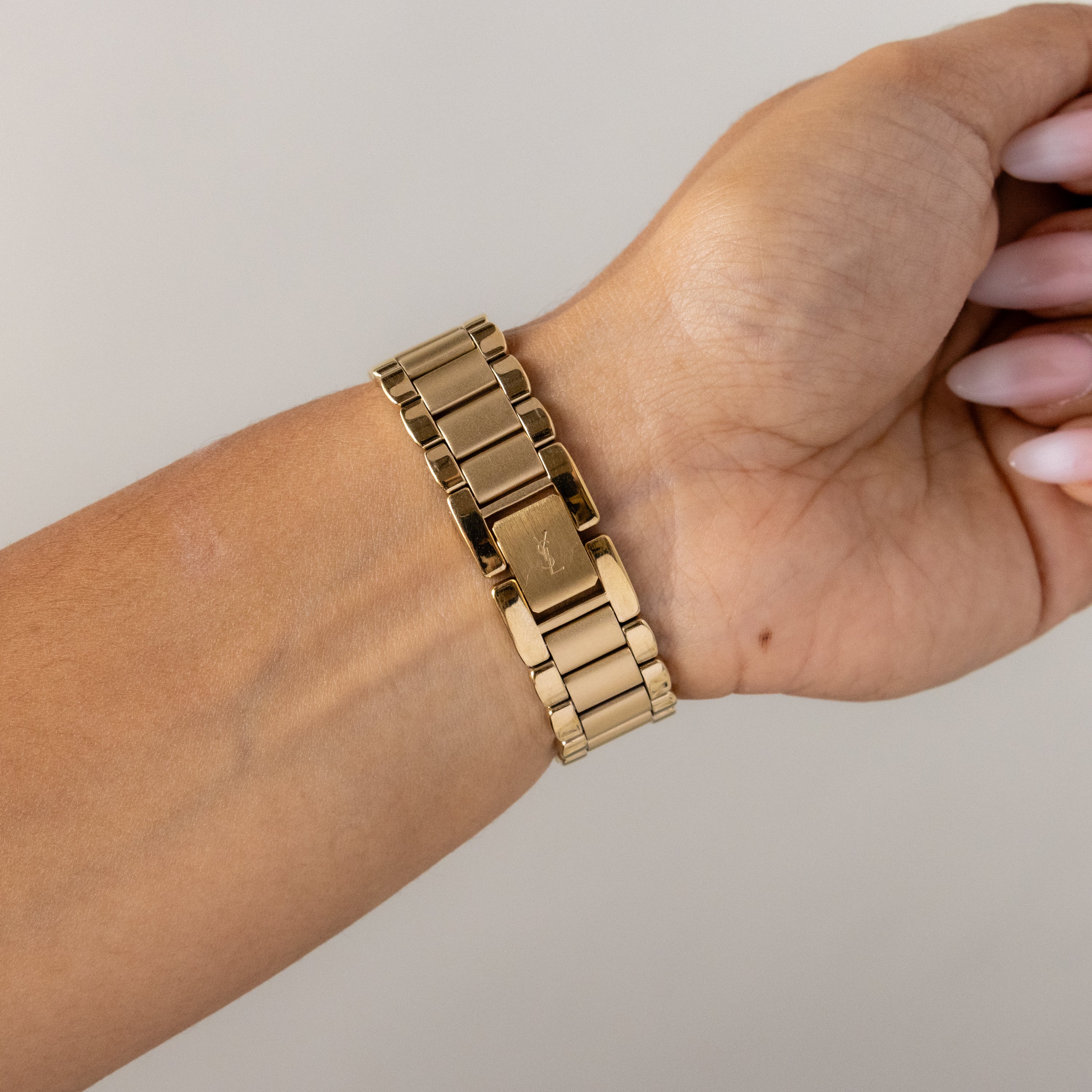 Vintage YSL Bold Ribbed Gold Watch - Image 3